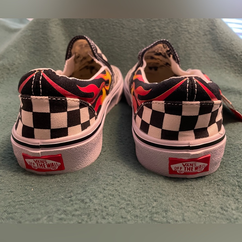 Vans Slip On Disney Mickey Minnie Mouse Checkerboard Flames 90th Anniversary - Picture 9 of 15